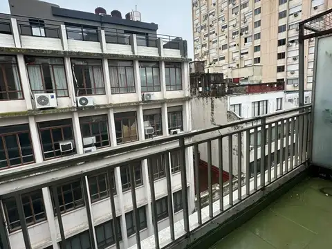 Esmeralda al 690, CABA .