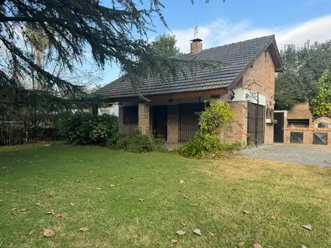 Casa en Venta con 1 cochera