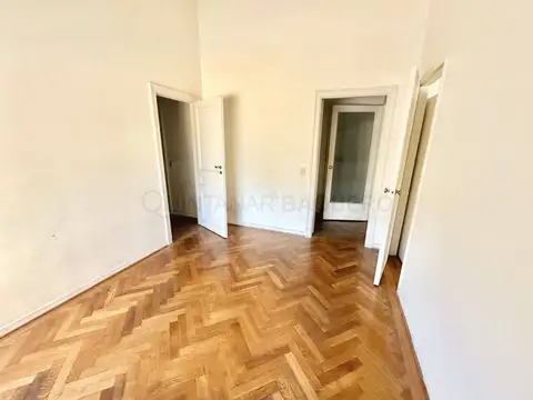 Oficina en Venta en San Nicolás, USD 110.000