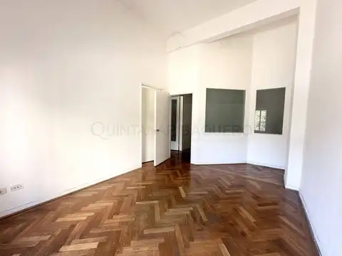 Oficina en Venta 70 años