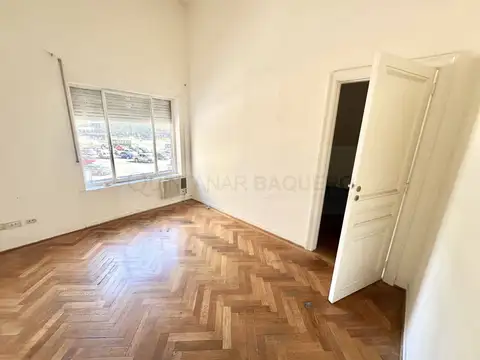 Saenz Peña, Roque, Pres 900, Piso 1