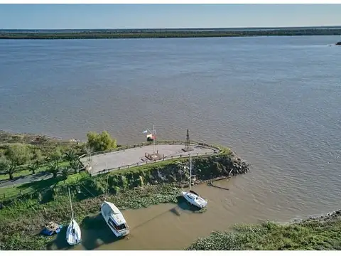 TERRENO EN AZAHARES DEL PARANA