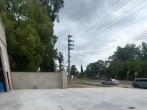 Galpón Sobre Ruta 8 Cod. M004v