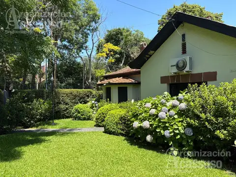 Uriburu al 202  Béccar