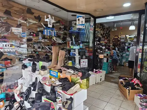 Local en Venta 126 años