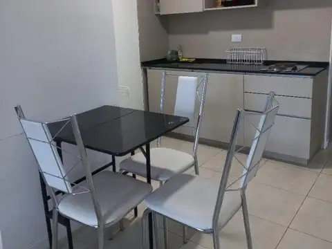 ? ALQUILER TEMPORARIO – 2 AMBIENTES CON BALCÓN – CONGRESO