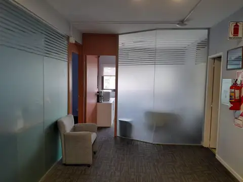 Oficina en Venta 70 años