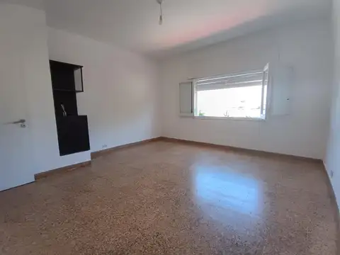 DEPARTAMENTO EN ALQUILER 3 dormitorios Bº Sarmiento