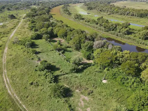 Campo en Venta con Alambrado