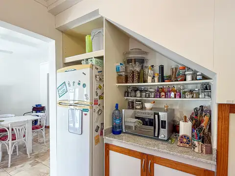 CHALET 4 AMBIENTES. SAN CARLOS.