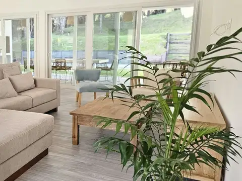 Casa Venta Costa Esmeralda Barrio Golf Piscina