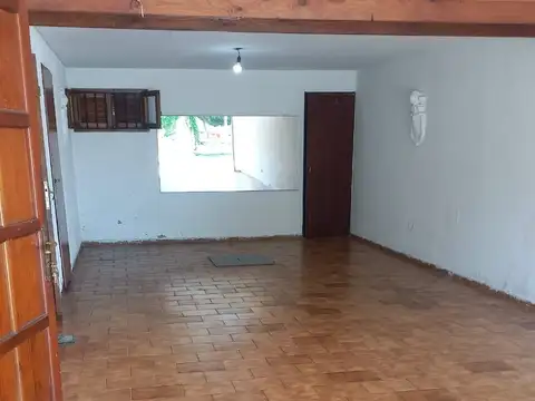 Oficina en Alquiler en Rivadavia, $ 700.000