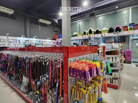 Local en Venta Via Púb.