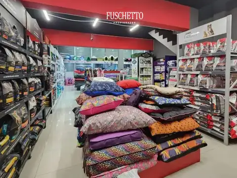 Local en Venta Via Púb.