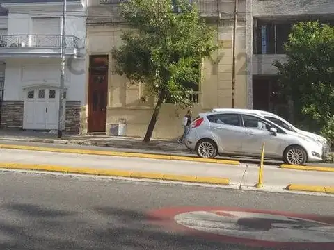 Av Juan de Garay 2700, Piso 0