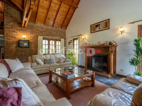 Casa en Venta de 5 dormitorios