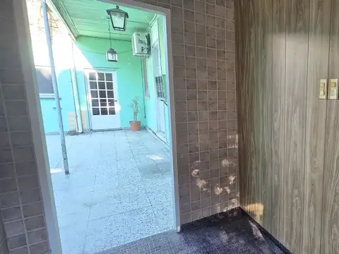 Casa en Venta en Valentin Alsina, USD 55.000