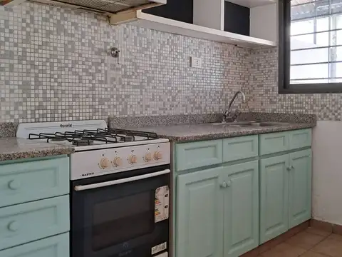 Depto Tipo Casa 3 ambientes con 1 baño