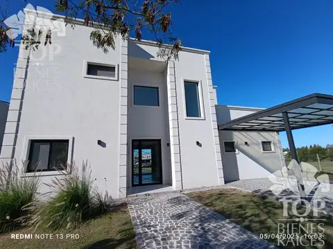 Avenida de los lagos al 100