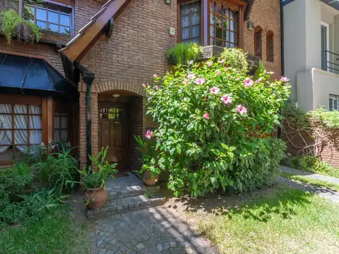 Casa en venta en Vicente Lopez, muy residencial.