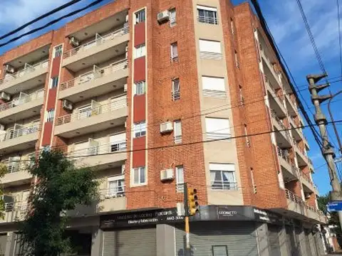 ALQUILO DEPTO 2 AMB. FRENTE VILLA LUZURIAGA