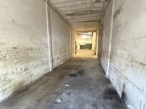 GALPÓN EN ALQUILER - EXCELENTE UBICACIÓN SOBRE RUTA 8 - SAN MIGUEL