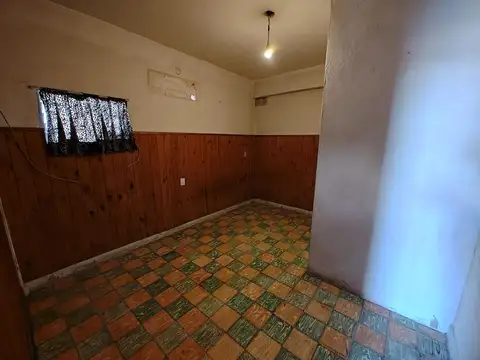 Casa 2 ambientes con 2 baños