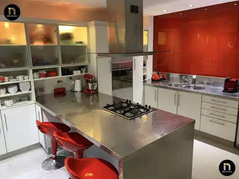 NUÑEZ-GUAYRA 1900-MODERNA E IMPECABLE CASA DE 230M2-6 AMBIENTES-5 BAÑOS -PLAYROOM O ESCRITORIO-VENTA