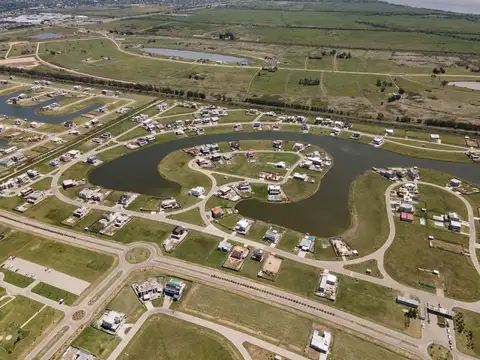 Terreno en Venta 20  mts Frente