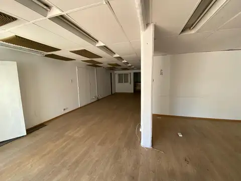 Local en Venta 40 años