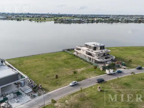 Lote en venta con orientación Norte en Los Puentes, Nordelta.