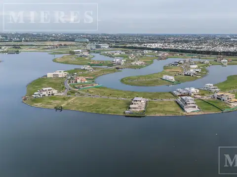 Lote en venta con orientación Norte en Los Puentes, Nordelta
