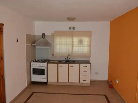 Casa en Alquiler en Barranca Colorada, $ 700.000