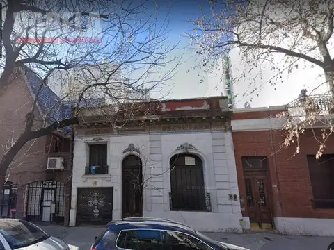 Ambrosetti 800 Excelente Lote 225m²  Vend.988m². PB 6P. A mtrs. Pque Centenario.Oportunidad 