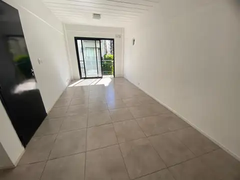 Departamento en Alquiler en Quilmes, $ 550.000