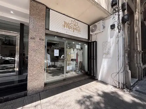 Local en San Juan y Pte Roca.