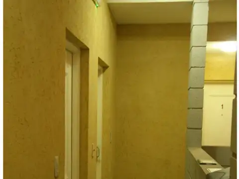 Departamento 2 Amb En 1º Piso Con Patio - Villa Bosch