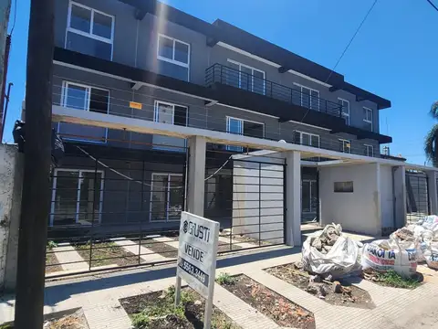 Departamento 3 ambientes con cochera