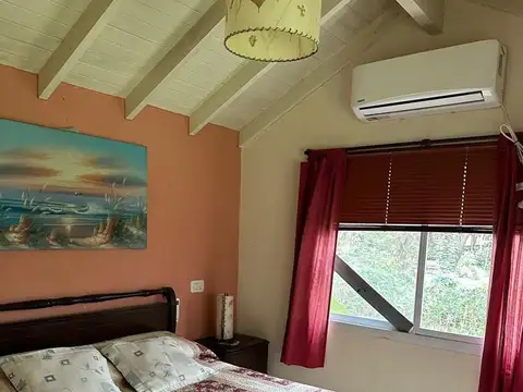 CASA EN VENTA ISLA TIGRE ARROYO ESPERA OPORTUNIDAD