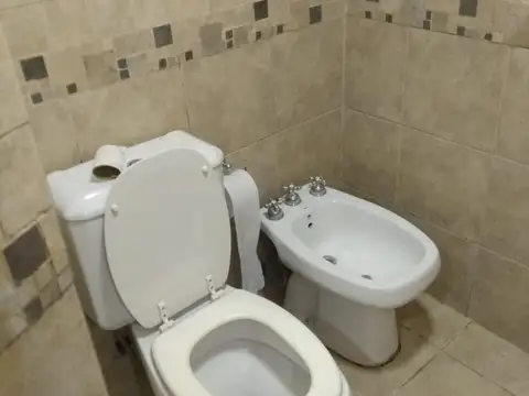 Departamento en Alquiler en Ramos Mejia, $ 450.000