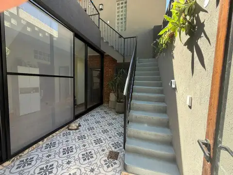 VENTA Casa LOTE PROPIO 100% RENOVADA Villa Lynch