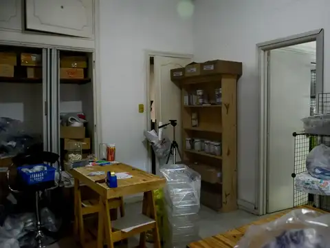 Venta Edificio de Oficinas y Vivienda - 4 Plantas