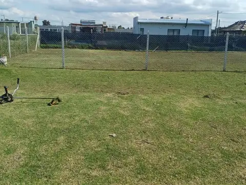 Terreno en Venta en Villa Elvira, USD 9.000