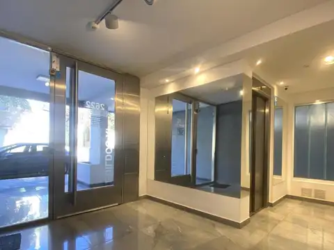 Venta Cochera Cubierta En Planta Baja. Centro Rio