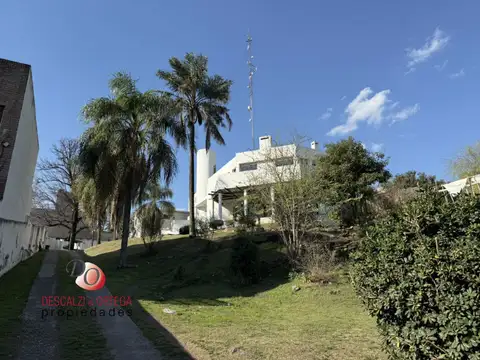 Casa en alquiler-USO COMERCIAL O PROFESIONAL  Villa Belgrano