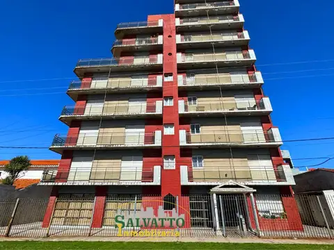 DEPARTAMENTO DE 4 AMBIENTES CON VISTA AL MAR Y COCHERA CUBIERTA EN PUNTA MOGOTES!