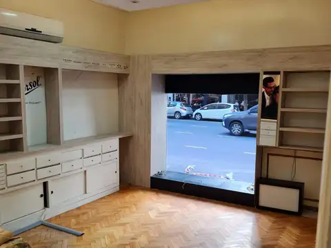 Local en Venta en Recoleta, USD 240.000