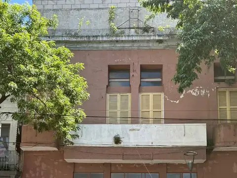 Avenida Almirante Brown 1200