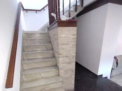 Casa en Alquiler en Arroyito, $ 1.500.000