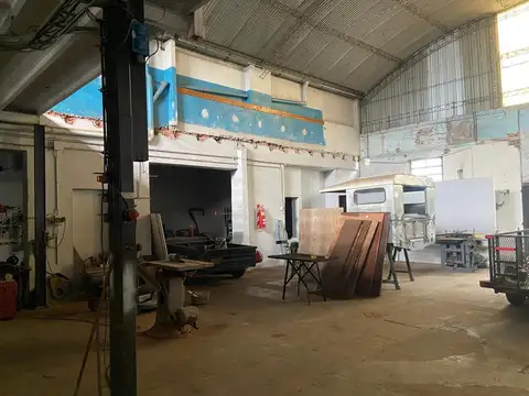 Galpon en Venta 17  mts Frente